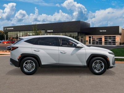 2026 Hyundai TUCSON SE AWD