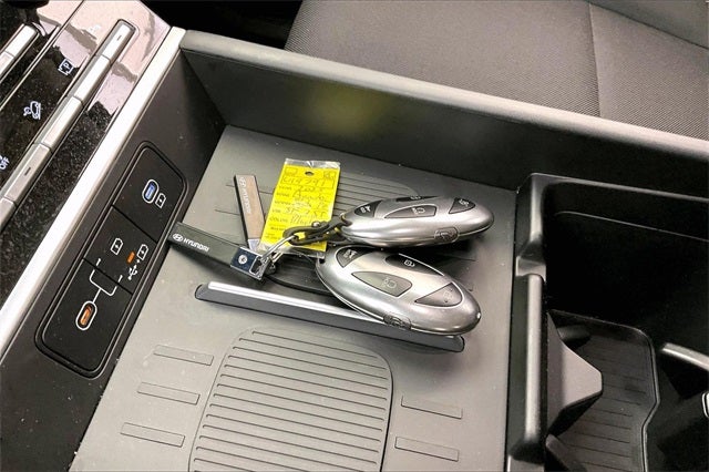 2025 Hyundai SANTA FE SE