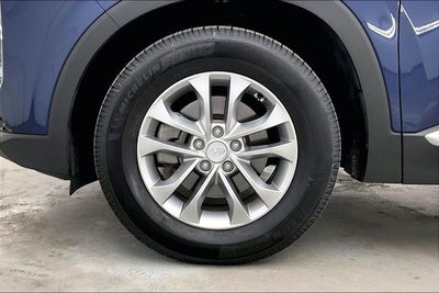 2019 Hyundai SANTA FE SE