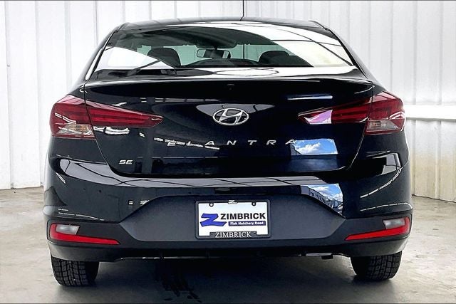 2019 Hyundai ELANTRA SE
