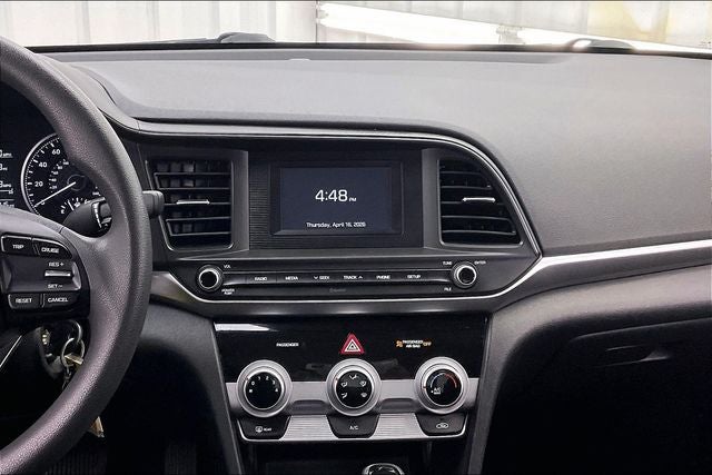 2019 Hyundai ELANTRA SE