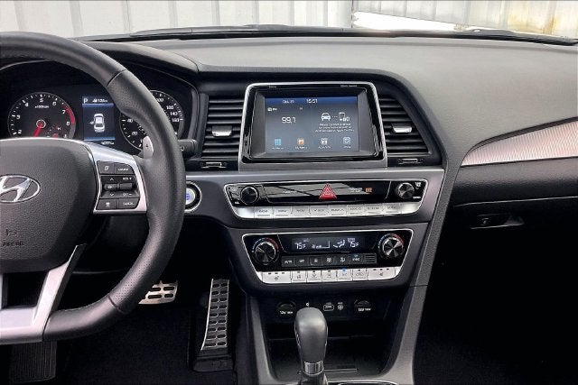 2019 Hyundai SONATA Sport
