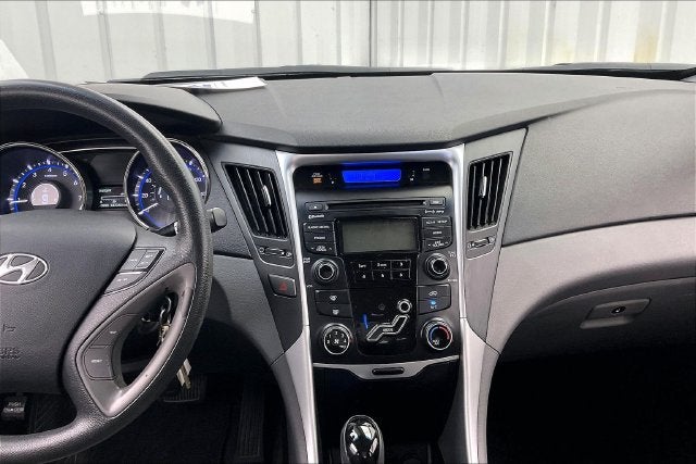 2013 Hyundai SONATA GLS