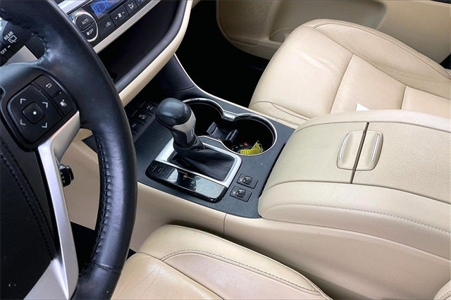 2014 Toyota Highlander XLE V6