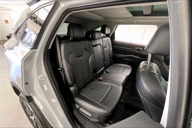 2023 Kia Sorento X-Line S