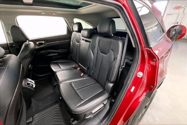2022 Kia Sorento S