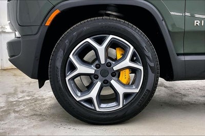 2023 Rivian R1S Adventure