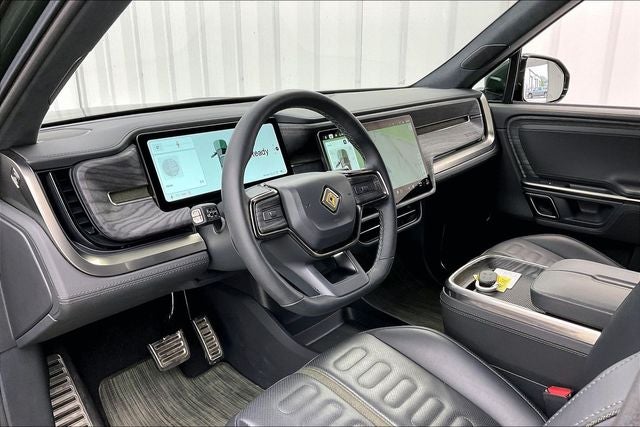 2023 Rivian R1S Adventure