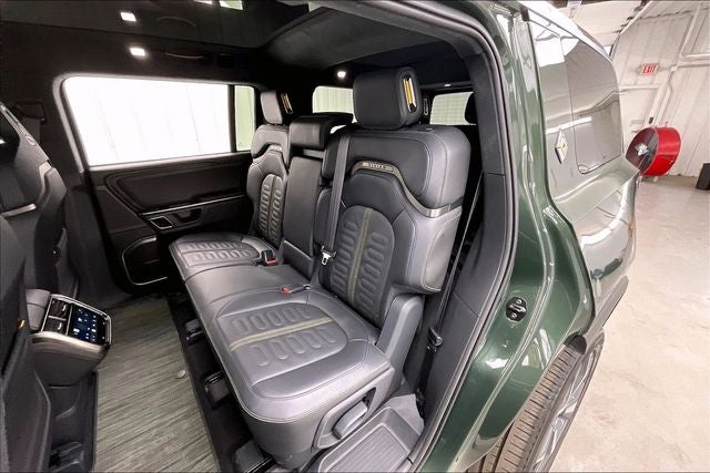 2023 Rivian R1S Adventure