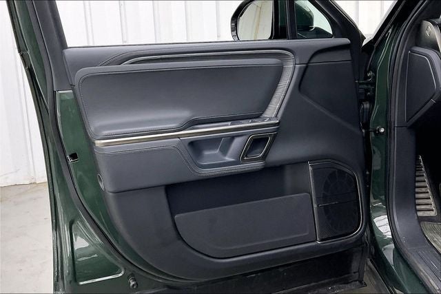 2023 Rivian R1S Adventure