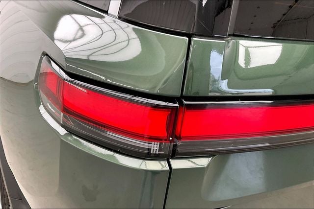 2023 Rivian R1S Adventure