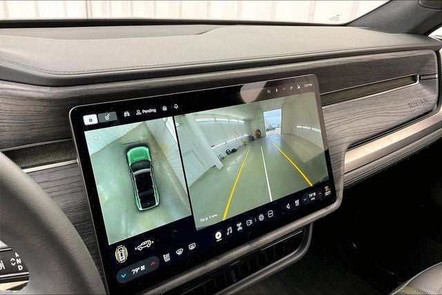 2023 Rivian R1S Adventure