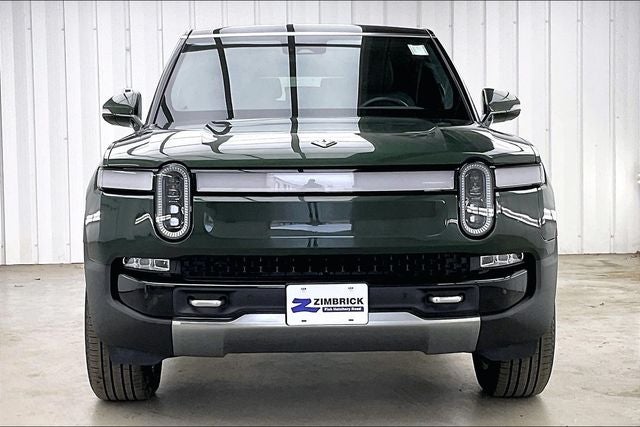 2023 Rivian R1S Adventure