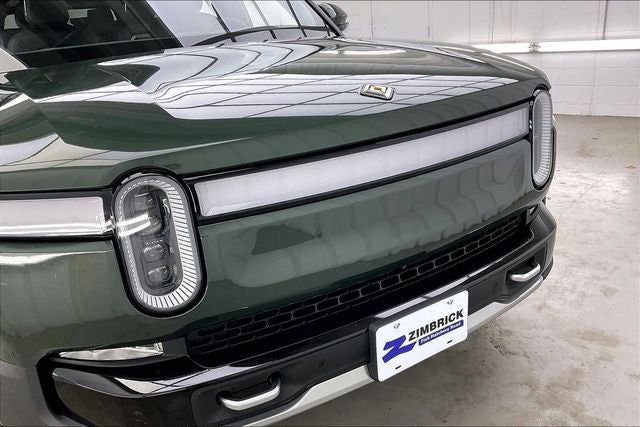 2023 Rivian R1S Adventure