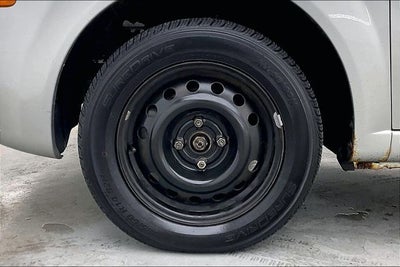 2004 Chevrolet Aveo Base