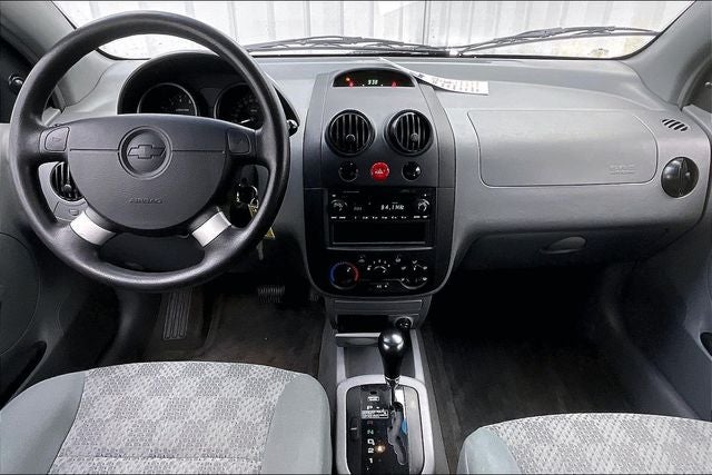 2004 Chevrolet Aveo Base