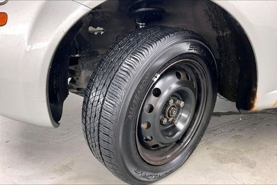 2004 Chevrolet Aveo Base