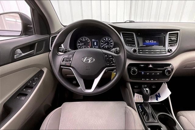2016 Hyundai TUCSON SE