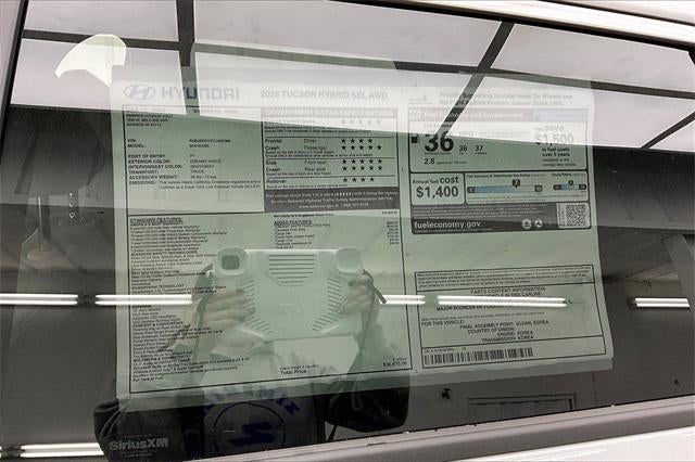 2026 Hyundai TUCSON HYBRID SEL AWD