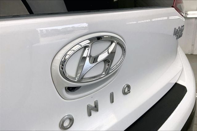 2017 Hyundai IONIQ HYBRID Blue