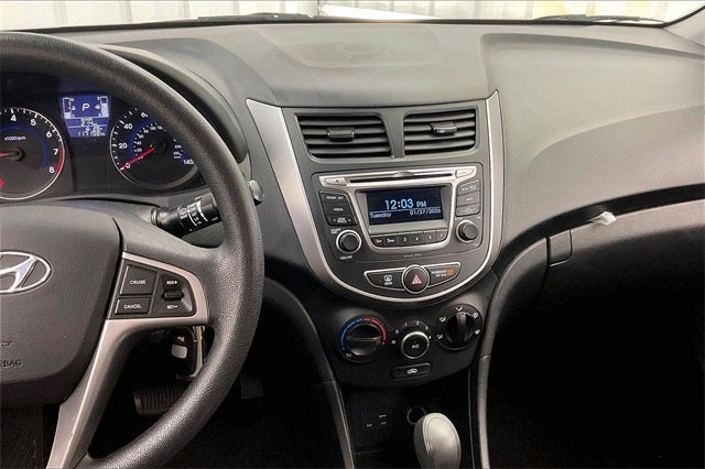 2016 Hyundai ACCENT SE