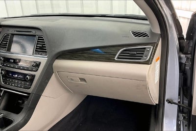 2016 Hyundai SONATA HYBRID Limited
