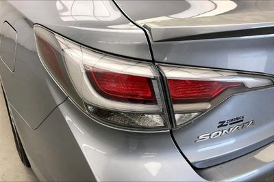 2016 Hyundai SONATA HYBRID Limited