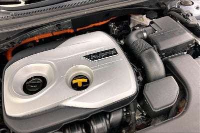 2016 Hyundai SONATA HYBRID Limited
