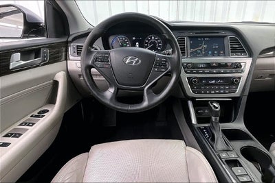 2016 Hyundai SONATA HYBRID Limited