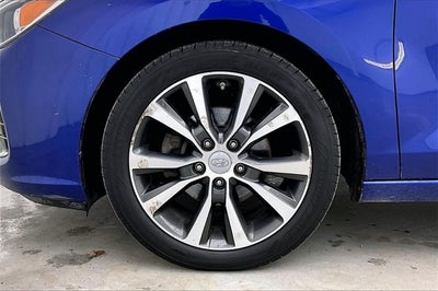 2020 Hyundai ELANTRA GT Base