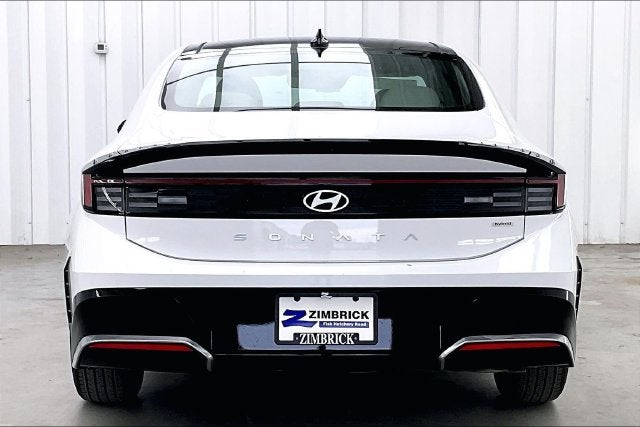 2026 Hyundai SONATA HYBRID SEL