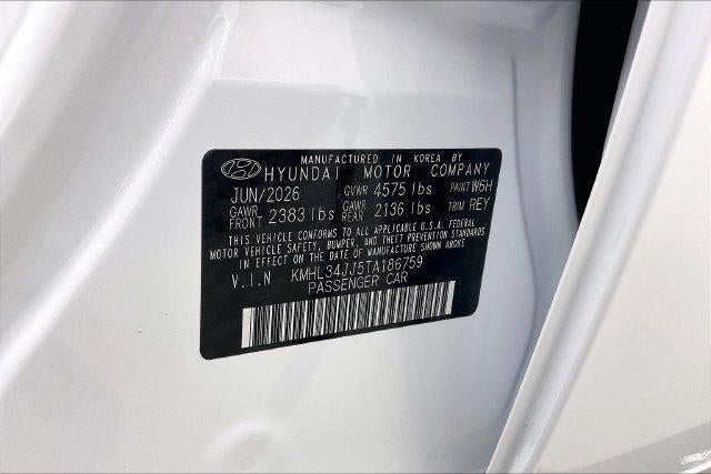 2026 Hyundai SONATA HYBRID SEL