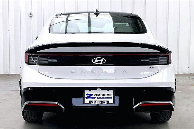 2026 Hyundai SONATA HYBRID SEL