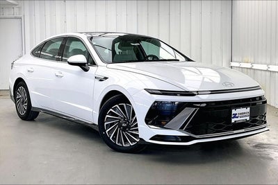 2026 Hyundai SONATA HYBRID SEL