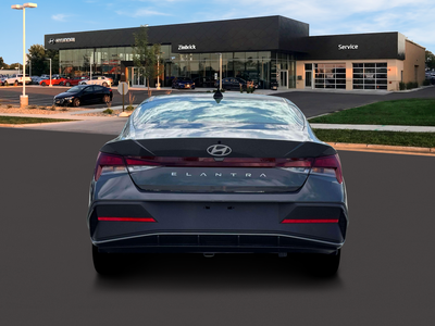 2026 Hyundai ELANTRA SE