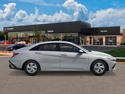 2026 Hyundai ELANTRA SE