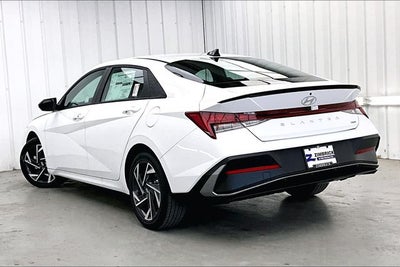 2025 Hyundai ELANTRA HYBRID SEL Sport