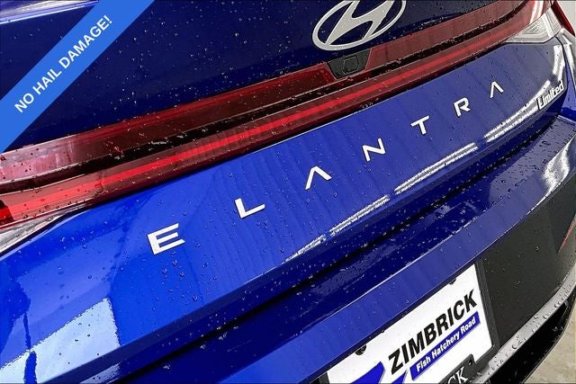 2025 Hyundai ELANTRA Limited