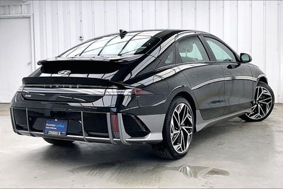 2023 Hyundai IONIQ 6 SEL