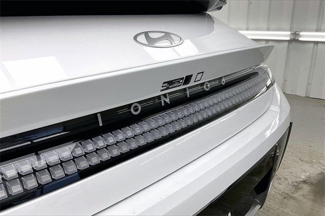 2025 Hyundai IONIQ 6 SEL