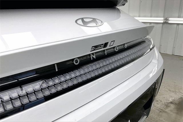 2025 Hyundai IONIQ 6 SEL