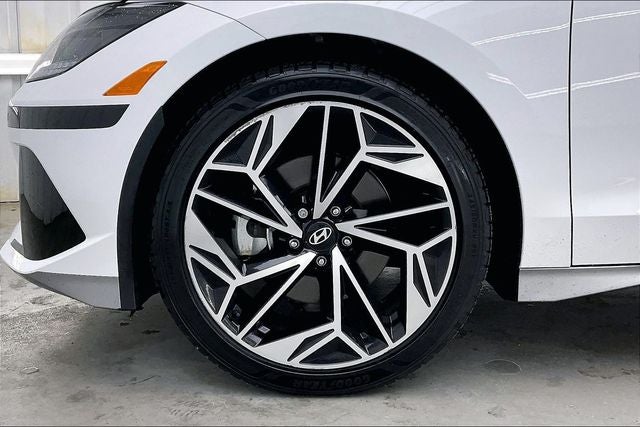 2024 Hyundai IONIQ 6 SEL