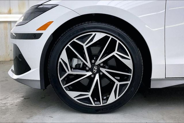 2023 Hyundai IONIQ 6 Limited