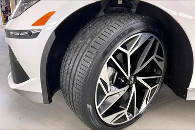 2023 Hyundai IONIQ 6 Limited