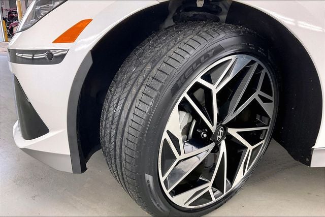 2023 Hyundai IONIQ 6 Limited