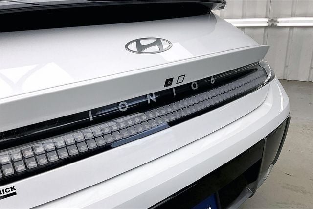 2023 Hyundai IONIQ 6 Limited