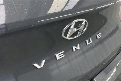 2026 Hyundai VENUE SEL W/Two-Tone Roof