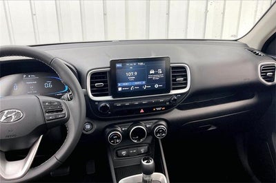 2025 Hyundai VENUE SEL