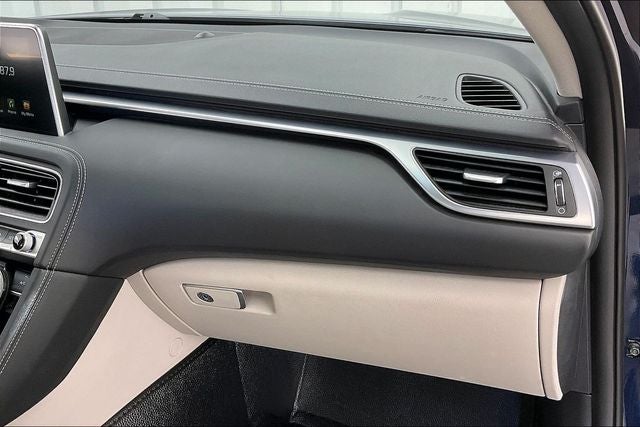 2021 Genesis G70 2.0T