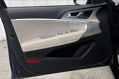 2021 Genesis G70 2.0T